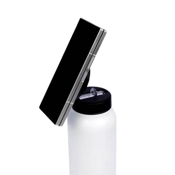 Attract – Vacuum Bottle with Magnetic Phone Holder 760 ML
